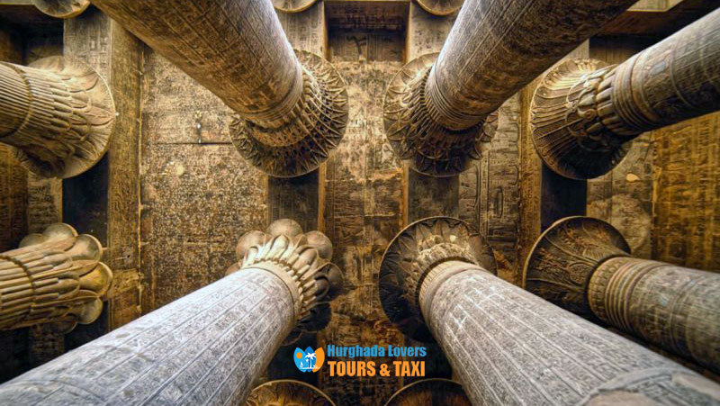 Tempel von Esna Luxor Ägypten | Die Geschichte des Baus des Tempels von Chnum dem wichtigsten archäologischen pharaonischen Tempel.