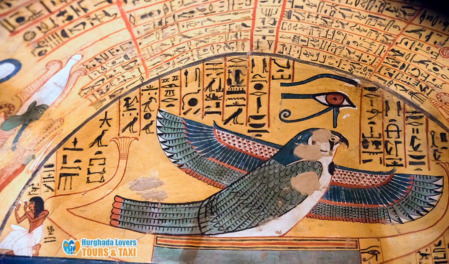 Tomb of Pashedu Luxor ancient Egypt - The history of the construction nobles in the cemetery of Deir al-Madina in the Theban Necropolis.