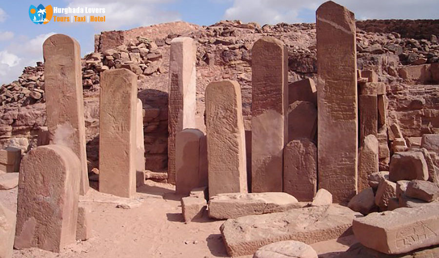 Le Temple Serabite El-Khadem dans le sud du Sinaï, Égypte | L'histoire de l'établissement des temples pharaoniques archéologiques les plus importants de l'ancienne civilisation égyptienne.