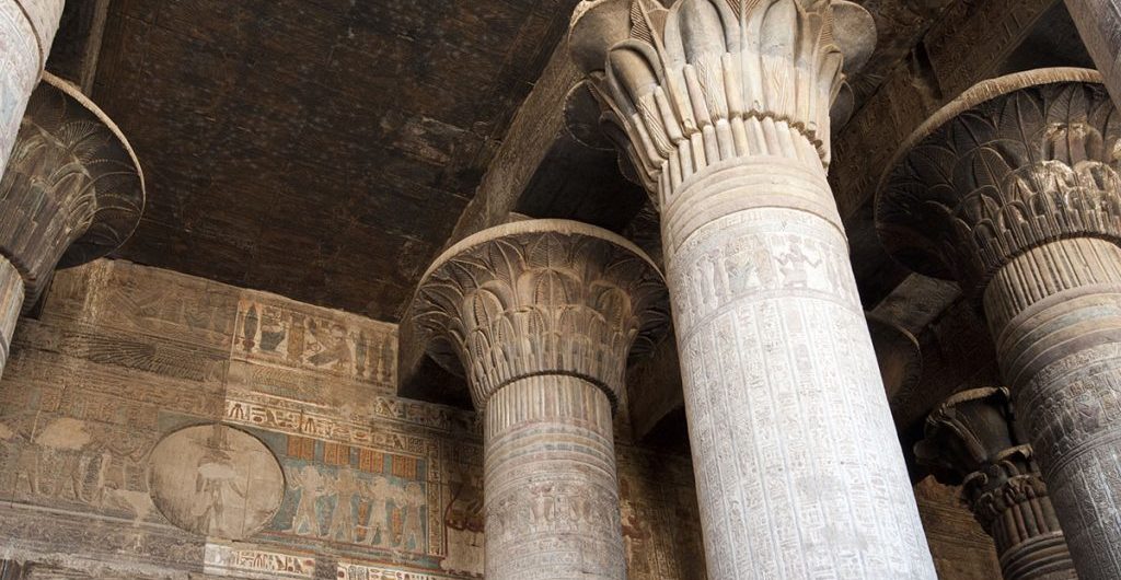 Tempel van Esna in Luxor Egypte | De Egyptische Tempel van "Khnum" Esna