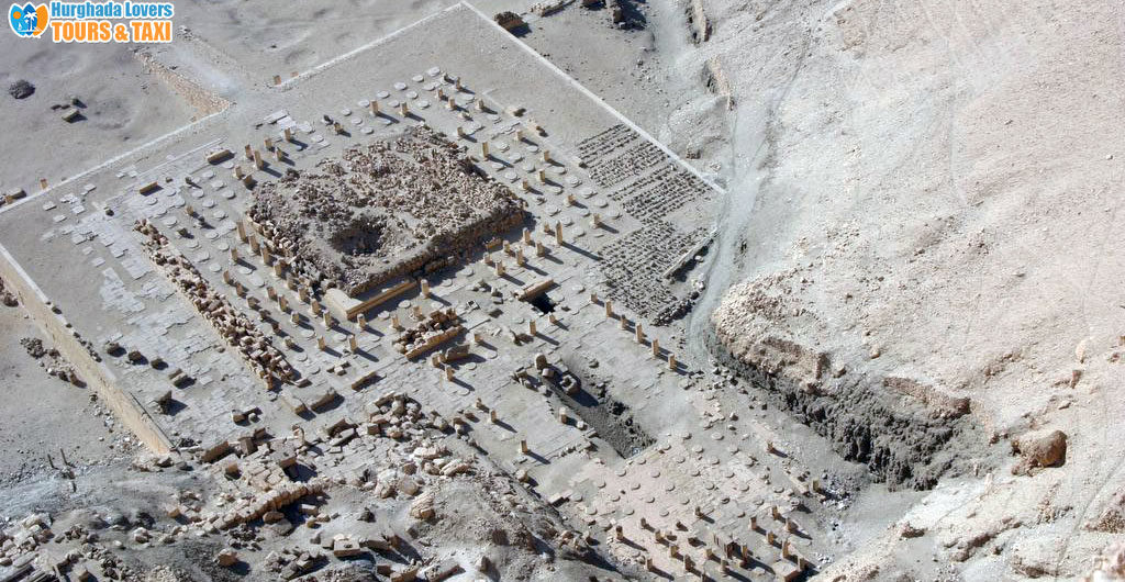 Гробницы Дейр-эль-Бахари | Храм царицы Хатшепсут и гробницы знати и высших чиновников