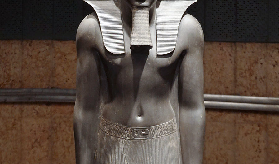 الملك تحتمس الثالث | اكتشف تاريخ مصر القديم وحياة أشهر ملوك الفراعنة الأسرة الثامنة عشر في حضارة مصر القديمة