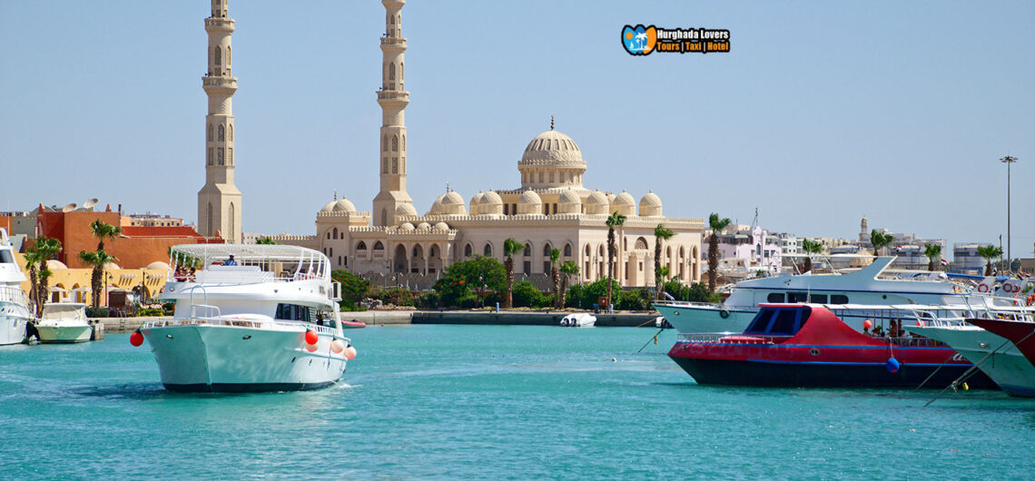 Große Hafen Moschee City Tour from Safaga Hotels to Hurghada Marina - 4hr