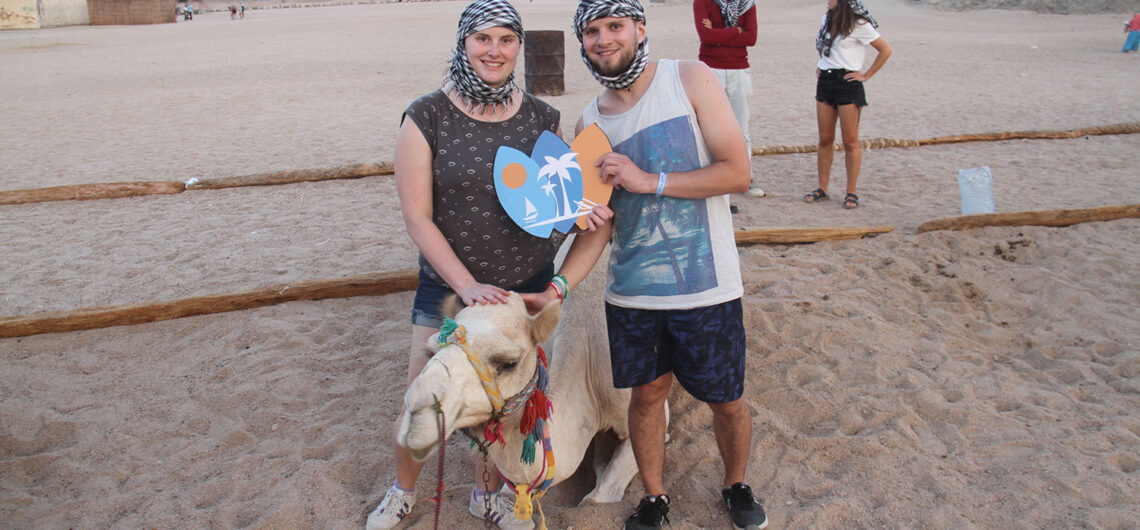 Romantic Honeymoon. Bedouin Village, Camel Riding Romantische Activiteiten vanuit Makadi bay