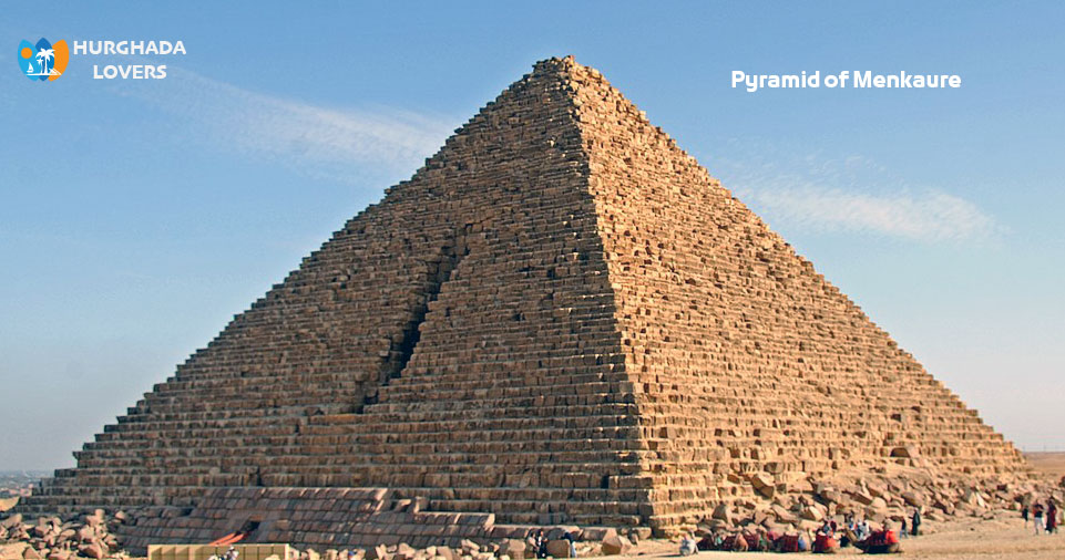 Pyramid of Menkaure in Giza, Egypt | Facts Mykerinus Pyramid, History, Secrets Mykerinos-Pyramide