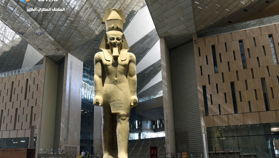 المتحف المصري الكبير في الجيزة مصر | حقائق وتاريخ بناء أكبر واضخم متاحف مصر الاثرية