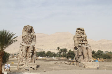 kolosser av memnonstaty Tururi Luxor din Golful Makadi cu autobuzul | Valea Regilor