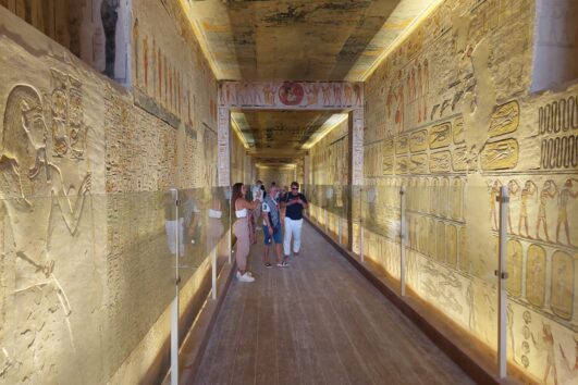 Valley of the Kings in Luxor, Egypt | Egyptian Tombs Facts Из Эль-Гуны экскурсия по Луксору - Долину Королей