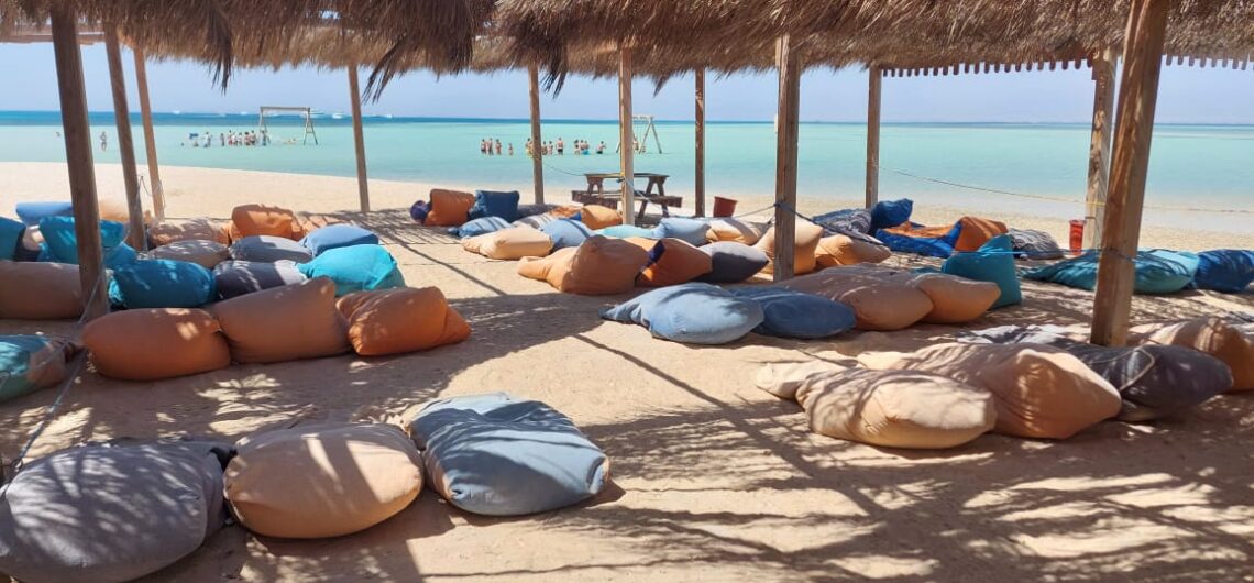 Wat is het beste strand? Orange bay of Paradise eiland Orange bay strand ö Hurghada