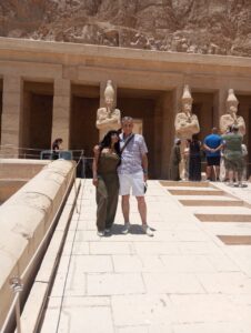 Μικρές Ομαδικές Εκδρομές από Χουργκάντα προς Λούξορ 2025