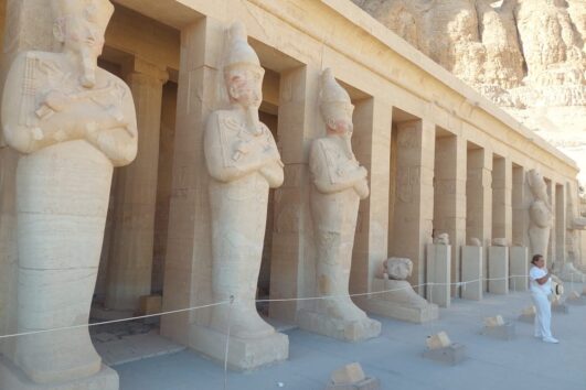 Погребальный храм Хатшепсут El Gouna Private 3 Days Trip Luxor & Aswan Abu Simbel