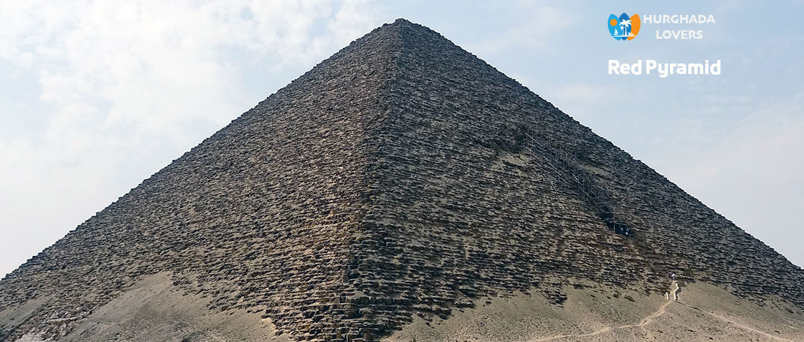 Die Rote Pyramide in Dahschur, Gizeh, Ägypten Fakten und Geschichte